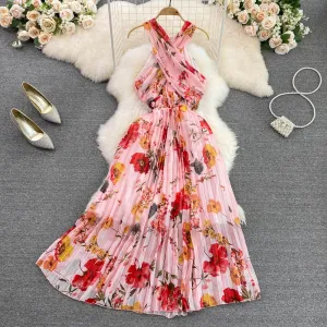 Armeria Halter Neck Strapless Pleated Dress