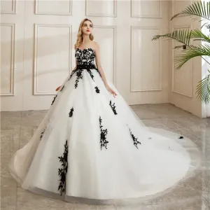Sleek Strapless Wedding Dress